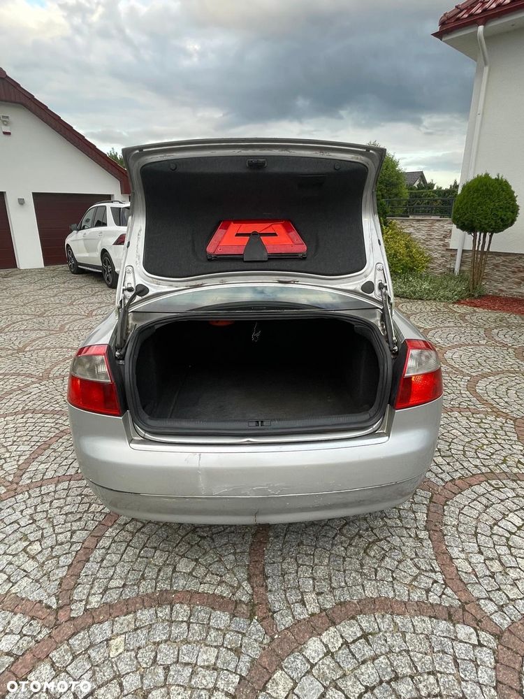 Audi A4 ver-1-9-tdi - 10
