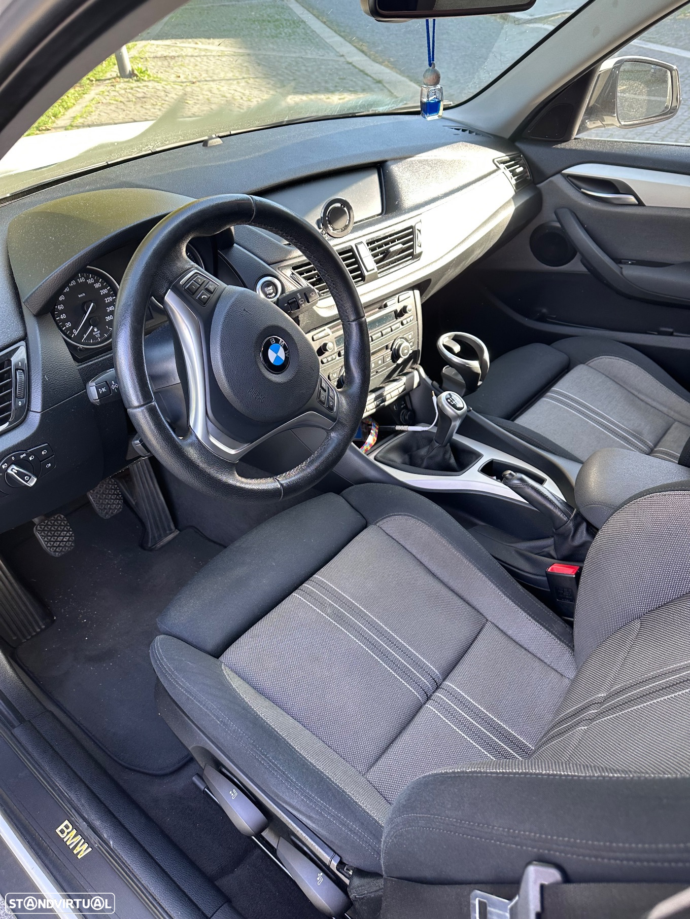 BMW X1 18 d sDrive - 7