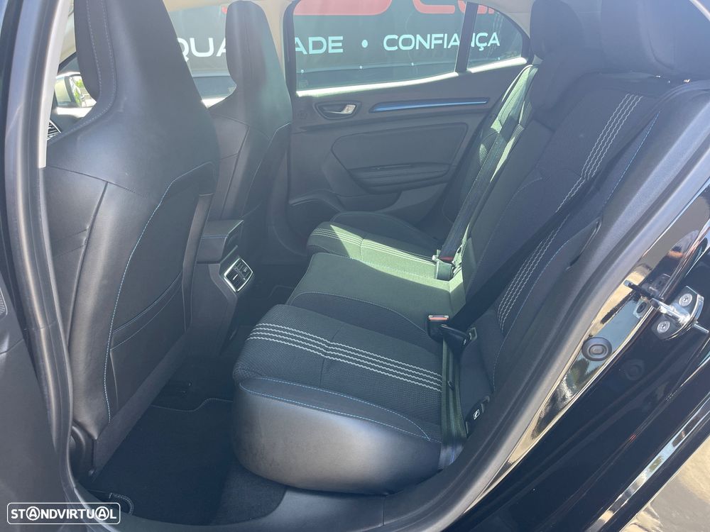 Renault Mégane 1.6 dCi GT Line J18 - 32