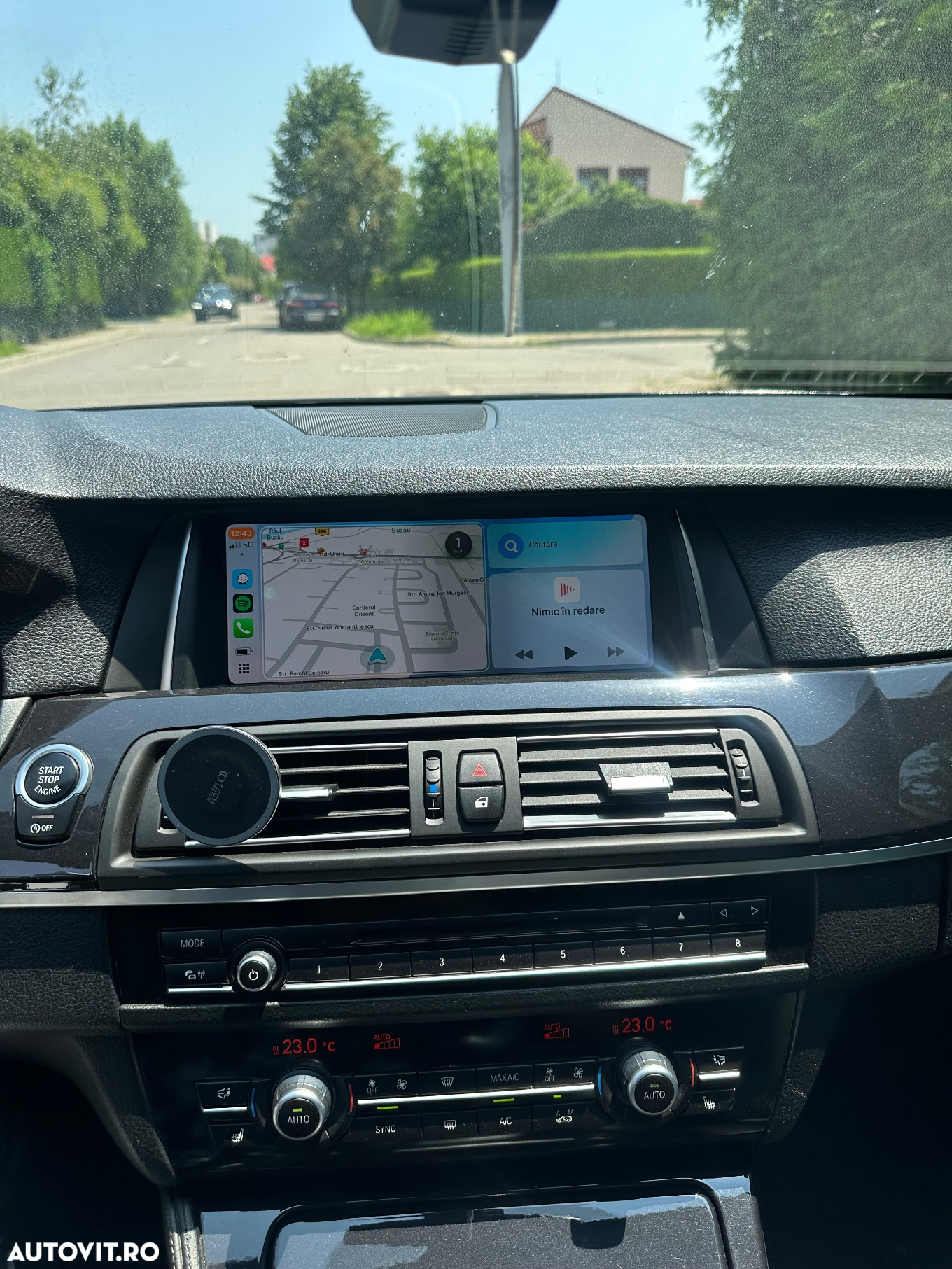 BMW Seria 5 520d xDrive AT - 15