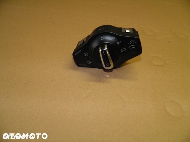 WŁĄCZNIK ŚWIATEŁ AUDI A4 A5 8K0941531AS - 2
