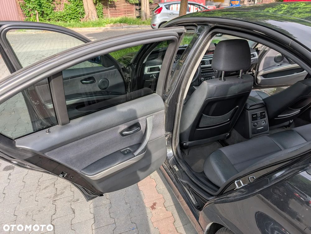 BMW Seria 3 - 17