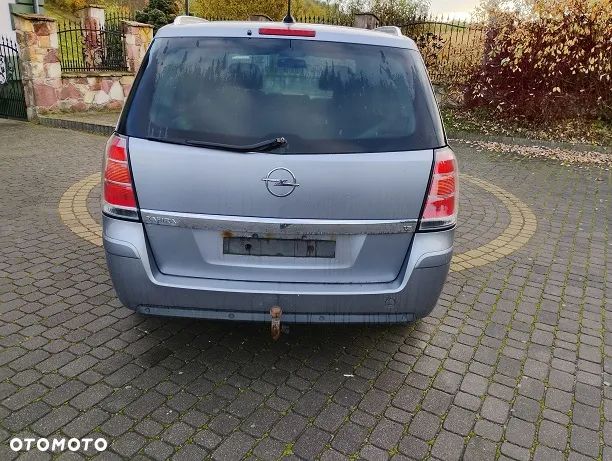 Opel Zafira 1.8 - 8
