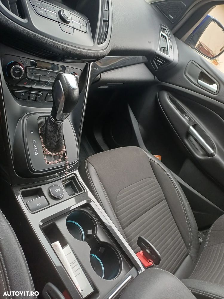 Ford Kuga 2.0 TDCi 4x4 Aut. Individual - 3
