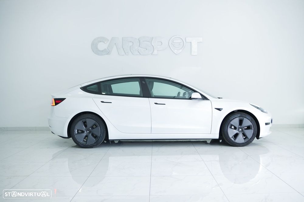Tesla Model 3 Standard RWD Plus - 3