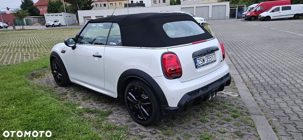 MINI John Cooper Works - 40