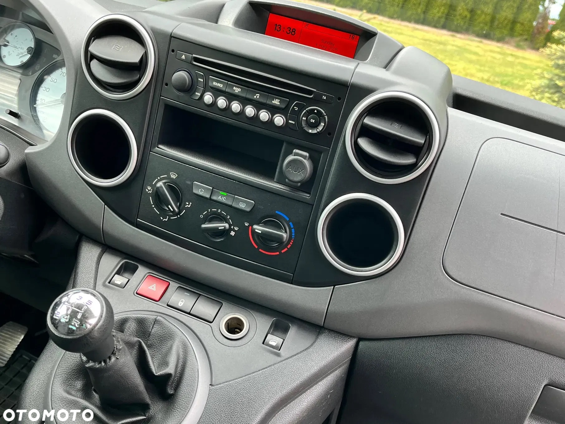 Peugeot Partner 1.6 BlueHDi Active - 11