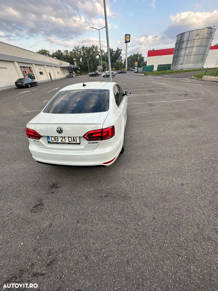 Volkswagen Jetta 1.4 DSG - 6