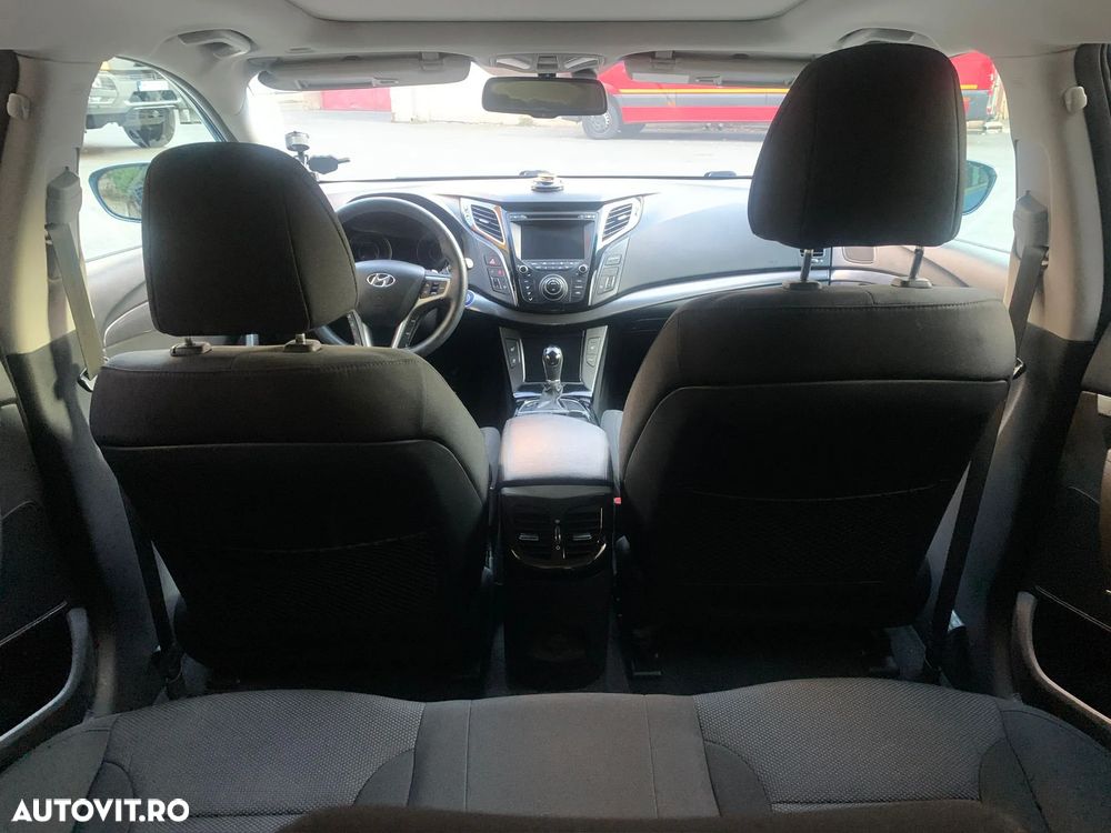 Hyundai i40 i40cw 1.7 CRDi Automatik Style - 12