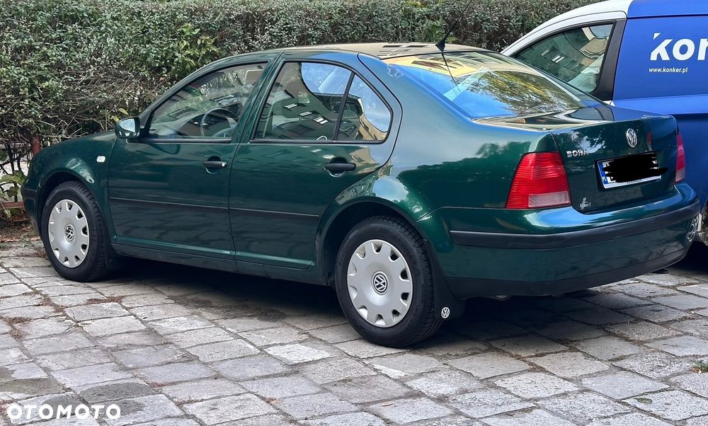 Volkswagen Bora 1.4 Comfortline - 1