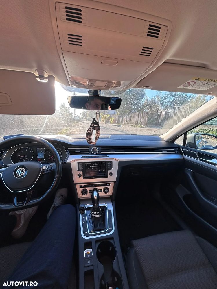 Volkswagen Passat - 6