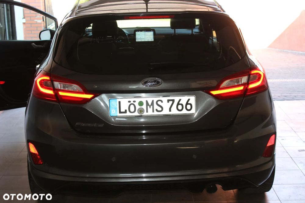 Ford Fiesta 1.0 EcoBoost S&S ST-LINE X - 31