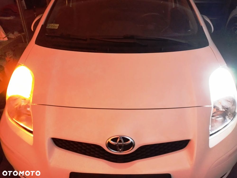 Toyota Yaris 1.4 D-4D Luna A/C - 6
