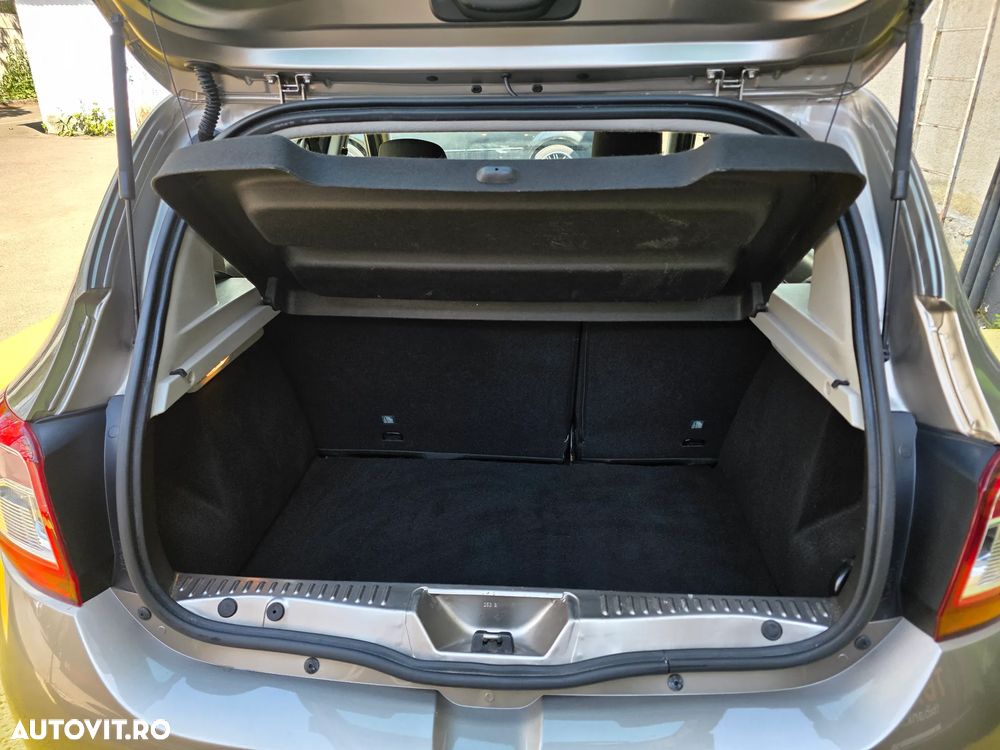 Dacia Sandero TCe 90 S&S Laureate - 13