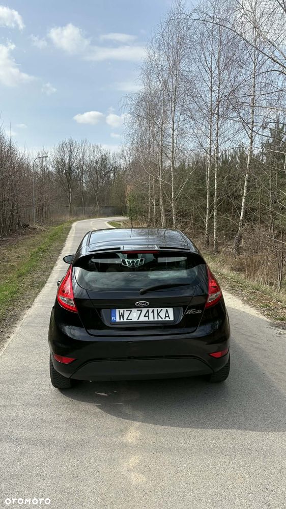 Ford Fiesta 1.6 TDCi Champions Edition - 9