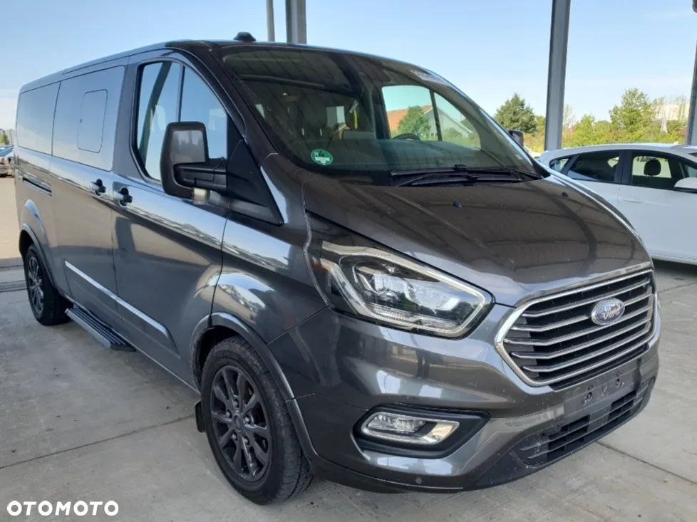 Ford Tourneo Custom 320 L2H1 VA Titanium X