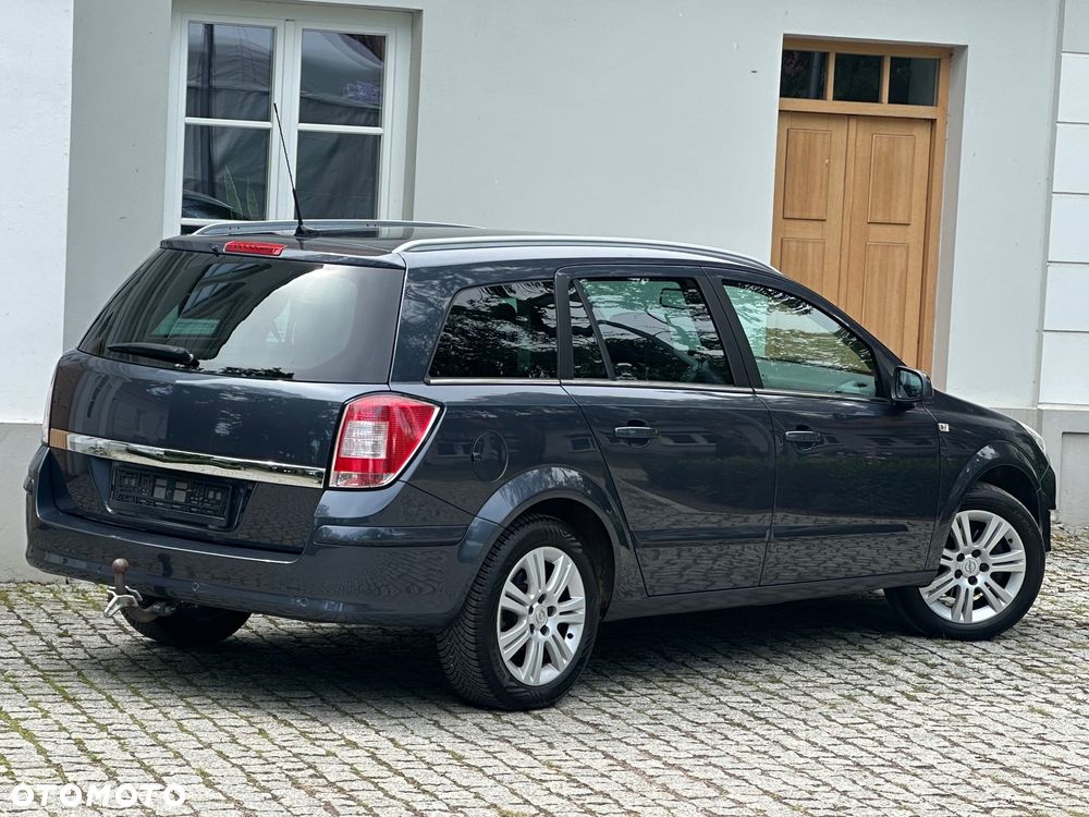 Opel Astra 1.6 Essentia EasyTronic - 20