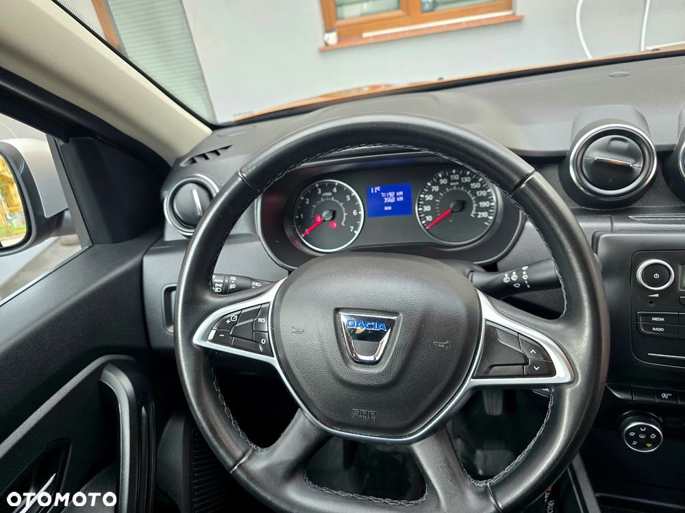 Dacia Duster 1.6 SCe Laureate S&S - 19