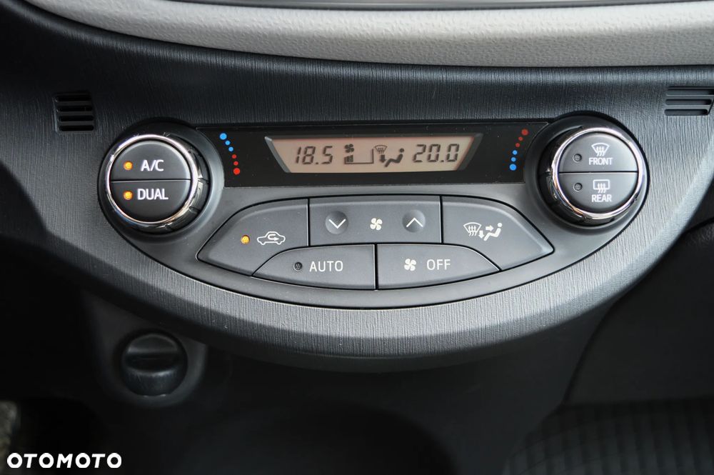Toyota Yaris 1.33 Prestige - 20