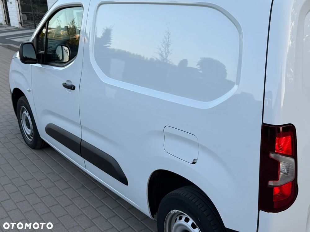 Peugeot PARTNER - 29