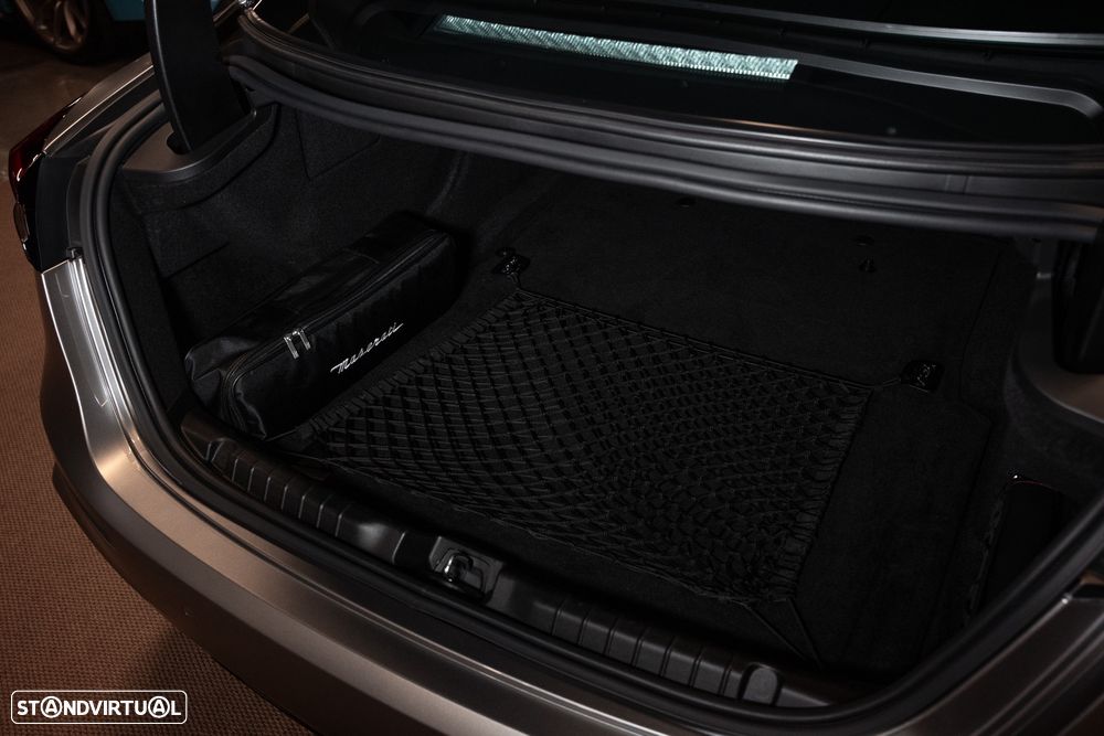 Maserati Ghibli - 38