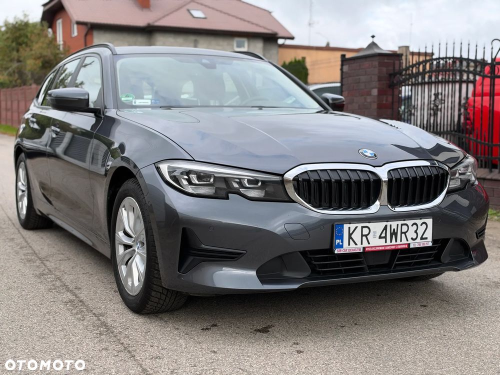 BMW Seria 3 318i Advantage - 3