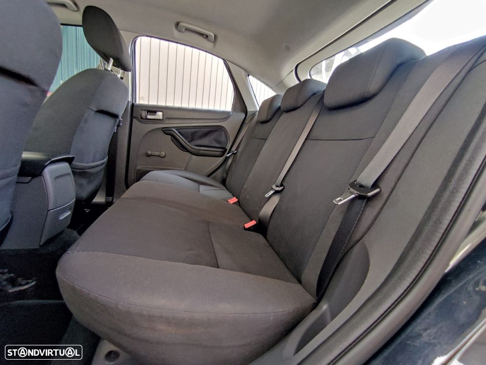 Ford Focus 1.6 TDCi Trend - 18