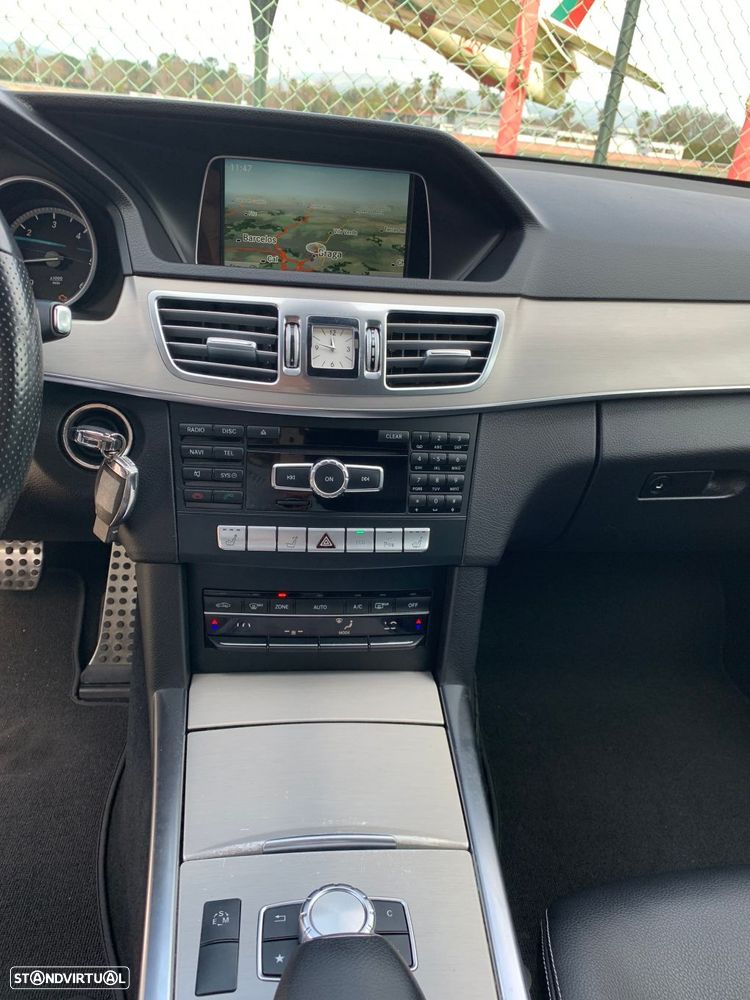 Mercedes-Benz E 220 BlueTEC Avantgarde Auto. - 22