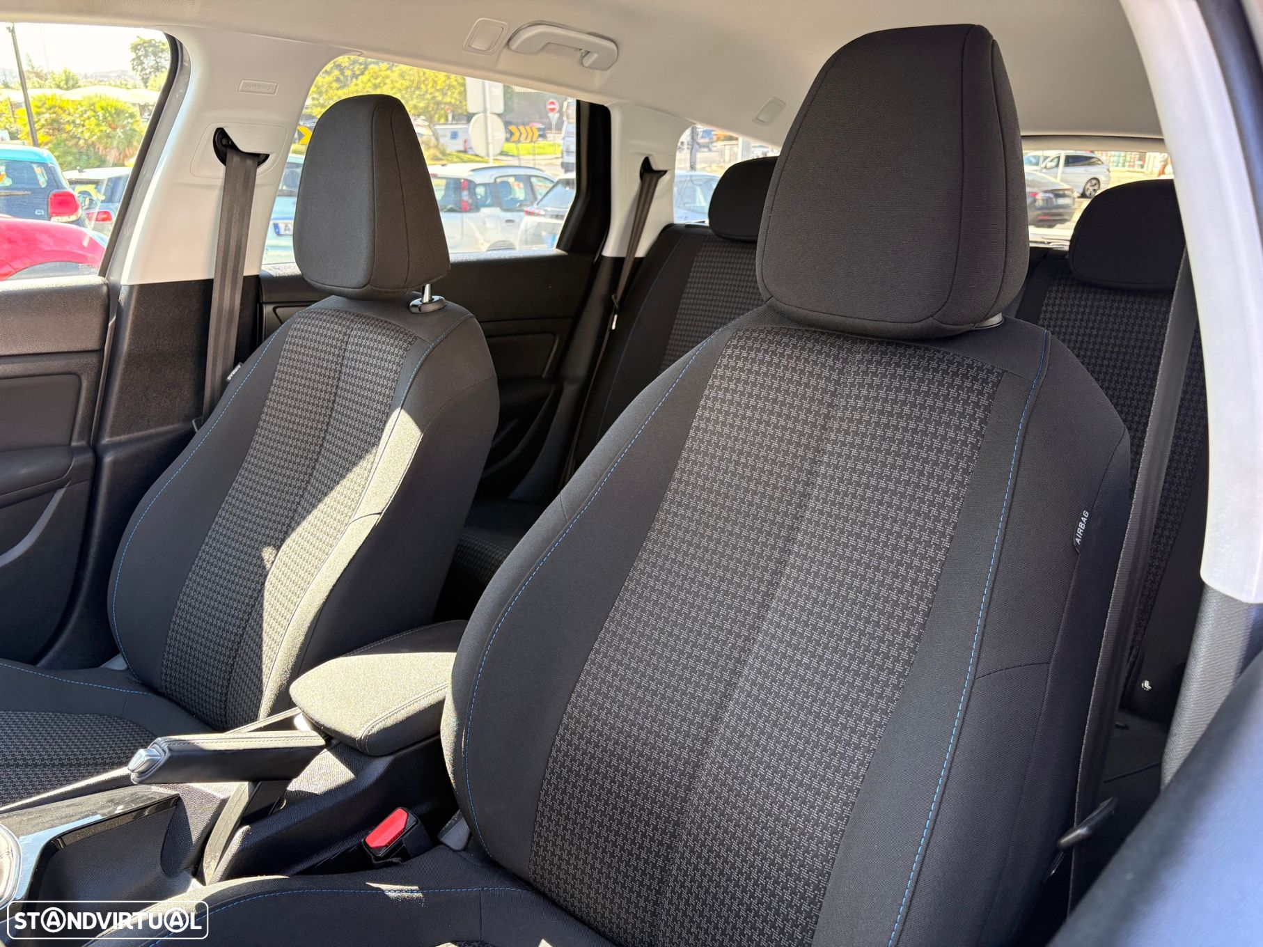 Peugeot 308 SW 1.5 BlueHDi Style - 23