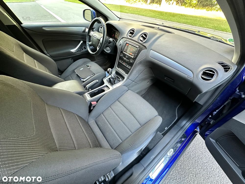 Ford Mondeo 2.0 TDCI Titanium - 29