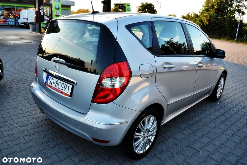 Mercedes-Benz Klasa A 160 Autotronic Elegance - 7