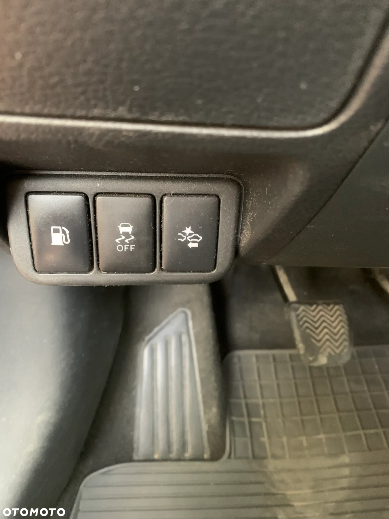 Toyota Avensis 1.8 Premium - 20