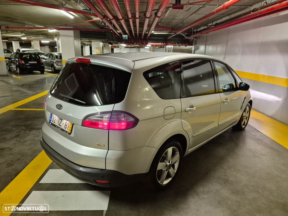 Ford S-Max 2.0 TDCi Titanium 7L - 10