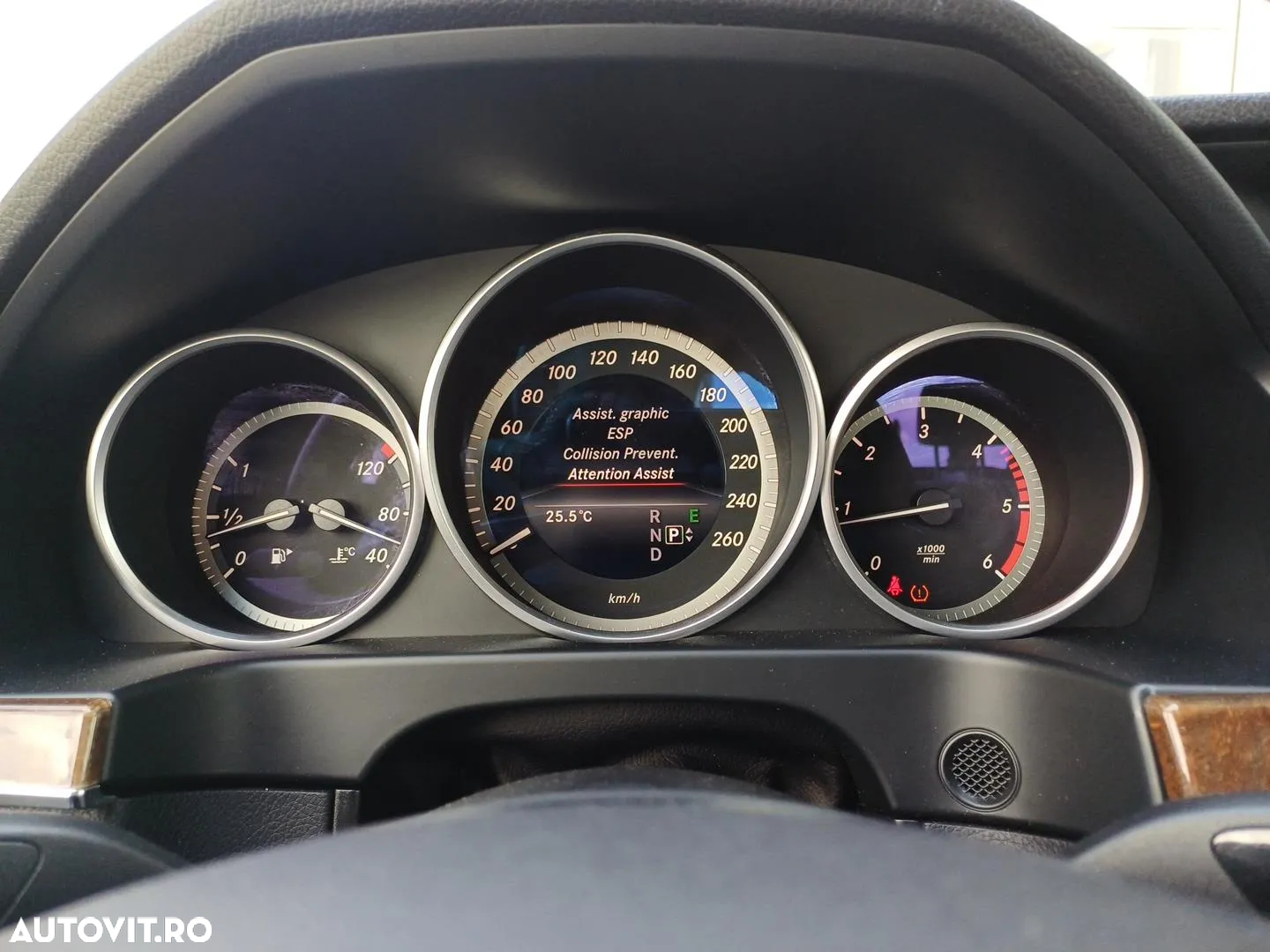 Mercedes-Benz E 250 BlueTEC 4Matic 7G-TRONIC Elegance - 15