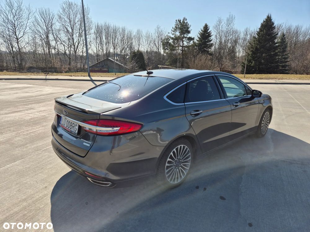 Ford Fusion - 5