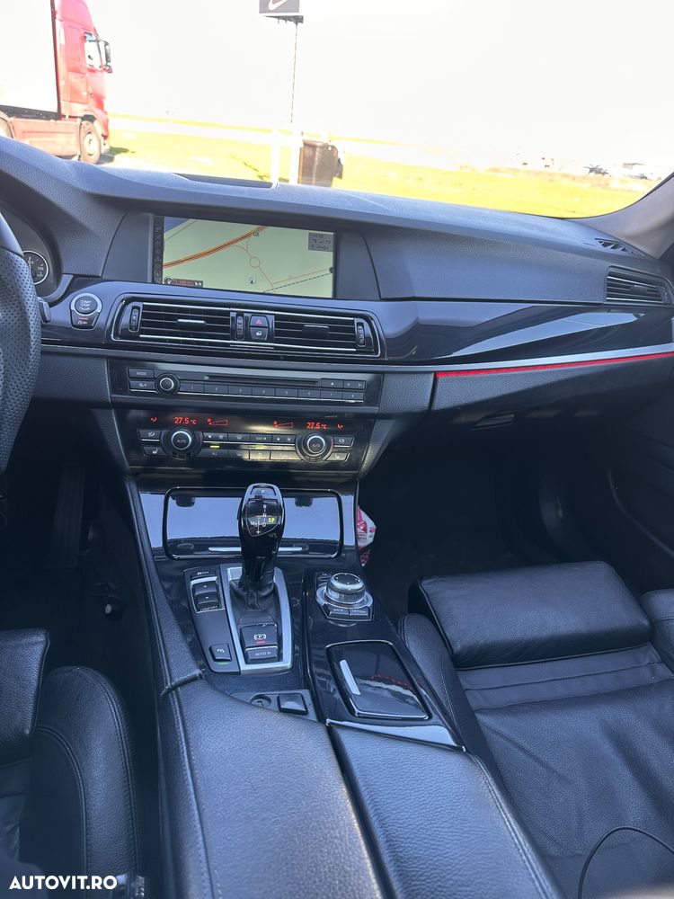 BMW Seria 5 525d Touring Sport-Aut. - 10