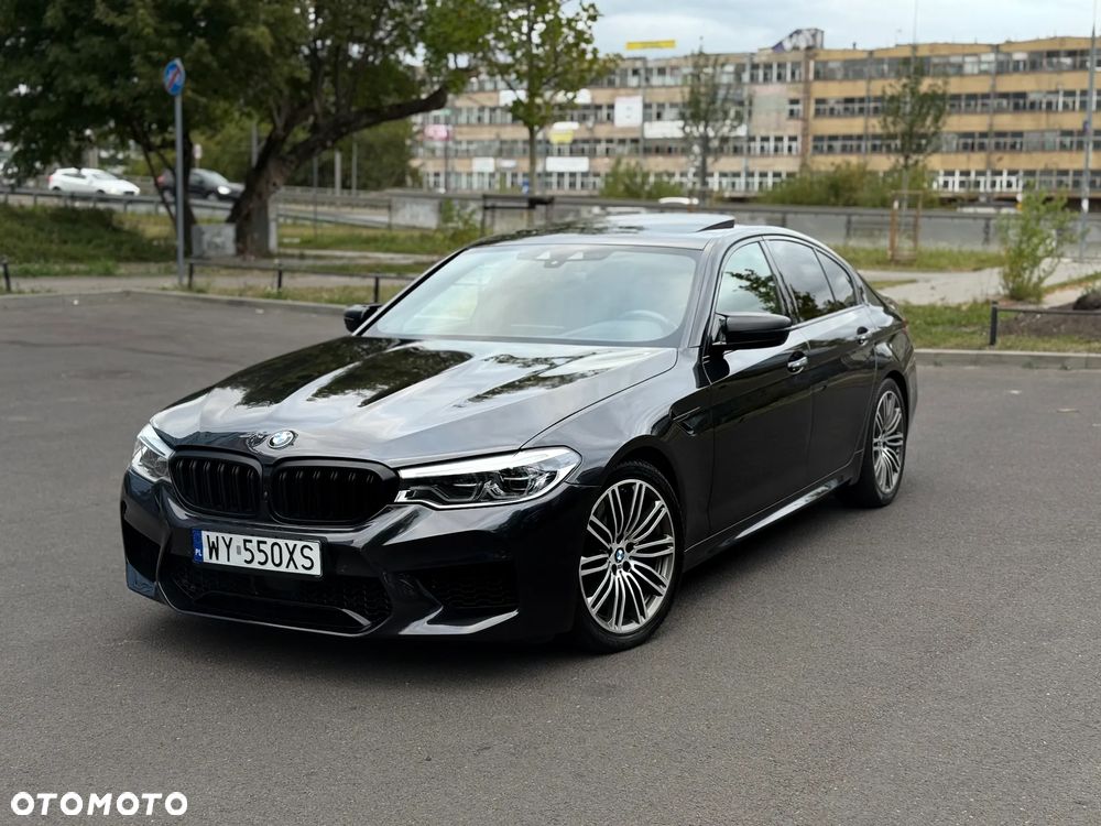 BMW Seria 5 M550i xDrive sport - 1