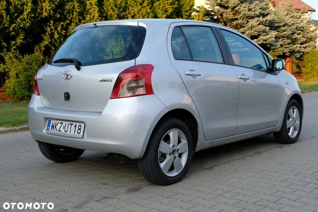 Toyota Yaris 1.0 Luna A/C - 5