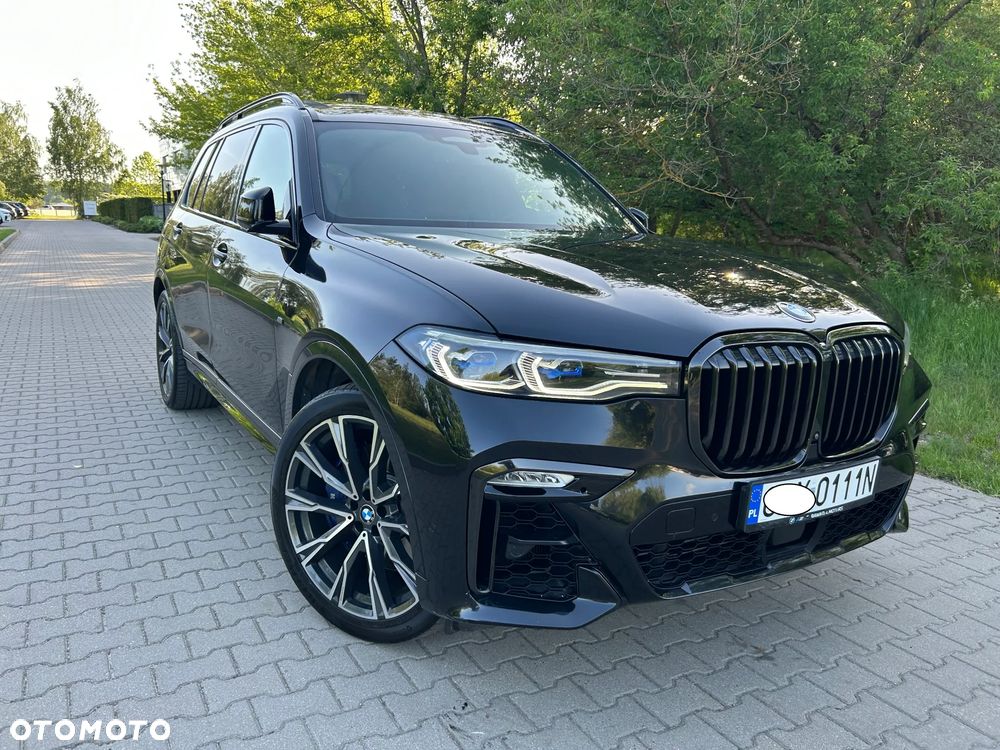 BMW X7 - 7