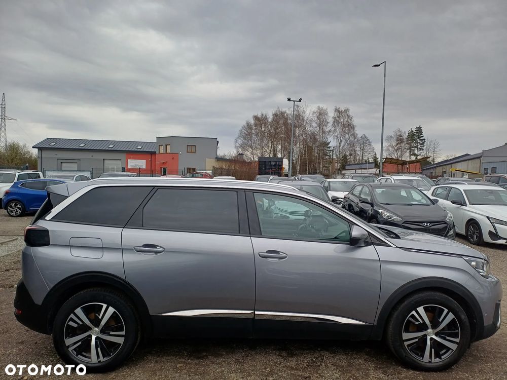 Peugeot 5008 1.2 PureTech Allure S&S - 8