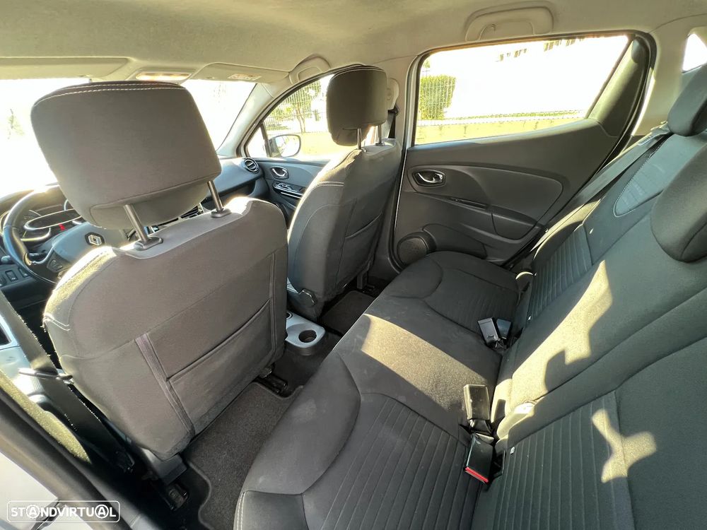 Renault Clio 1.5 dCi Luxe - 9