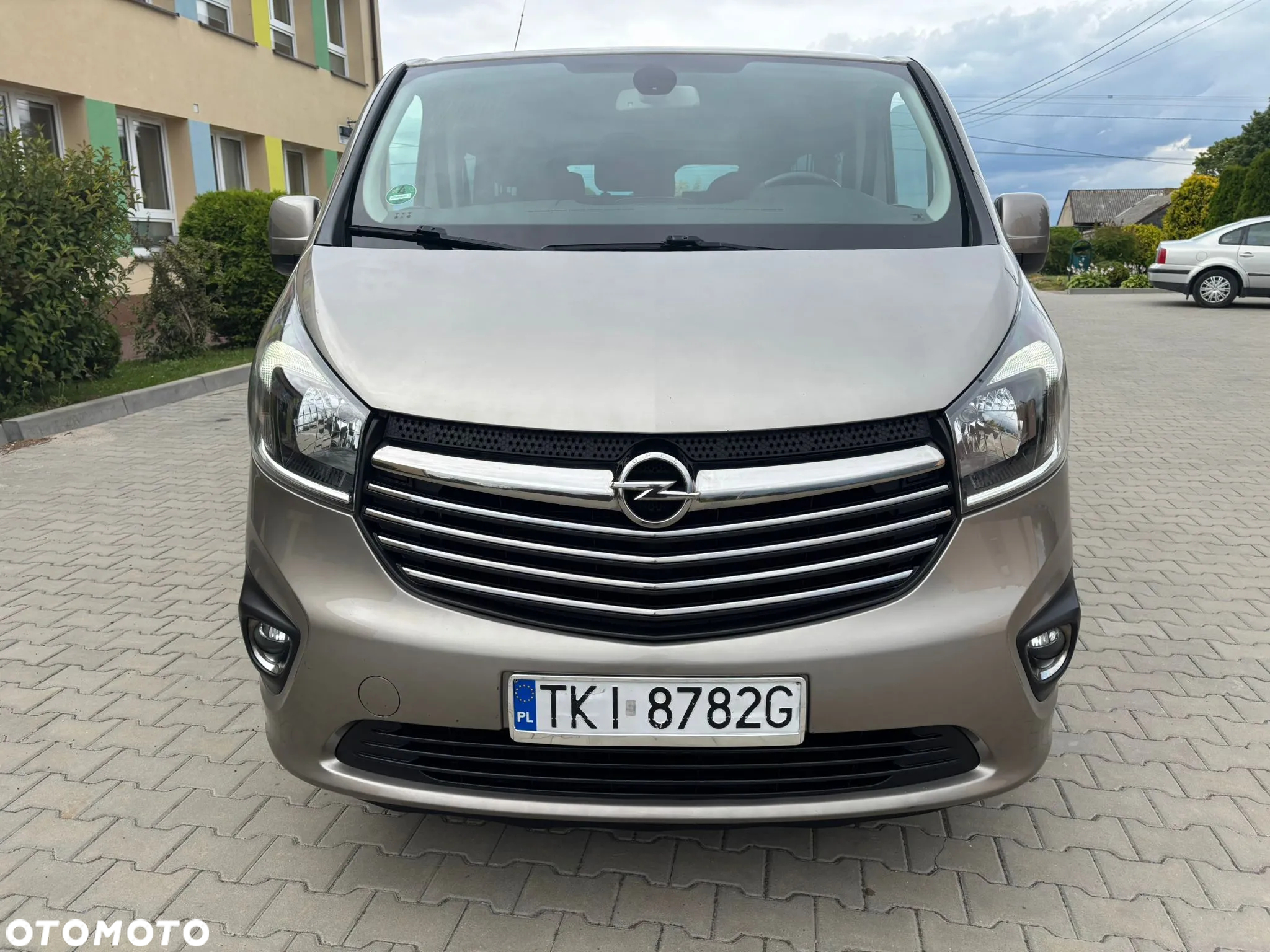 Opel Vivaro 1.6 D (CDTI) L2H1 - 2