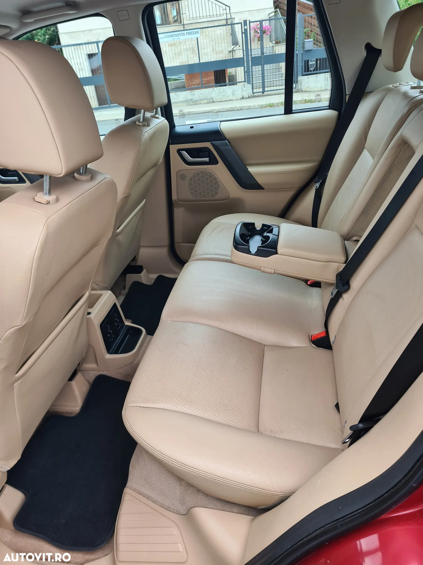 Land Rover Freelander - 12