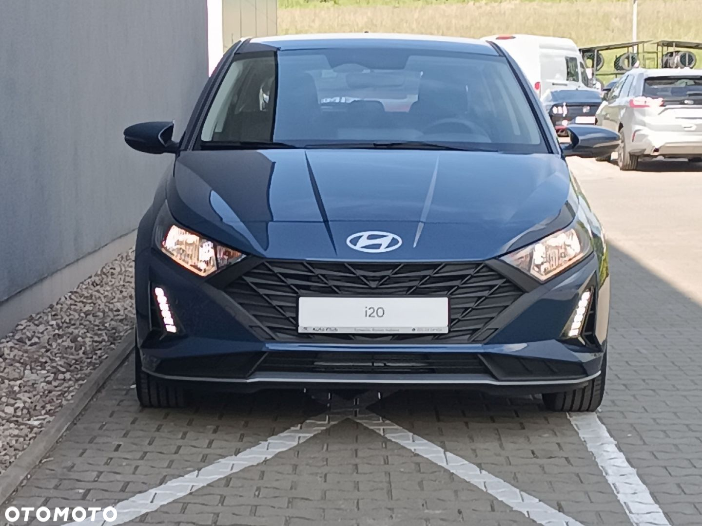 Hyundai i20 1.2 Modern - 8