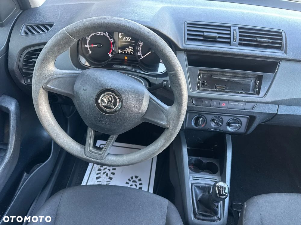 Skoda Fabia 1.0 TSI Active - 19