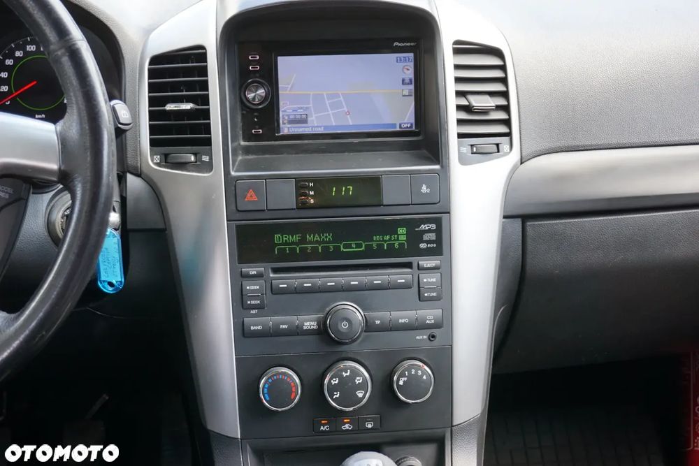 Chevrolet Captiva 2.0 d LS 5os 2WD - 19