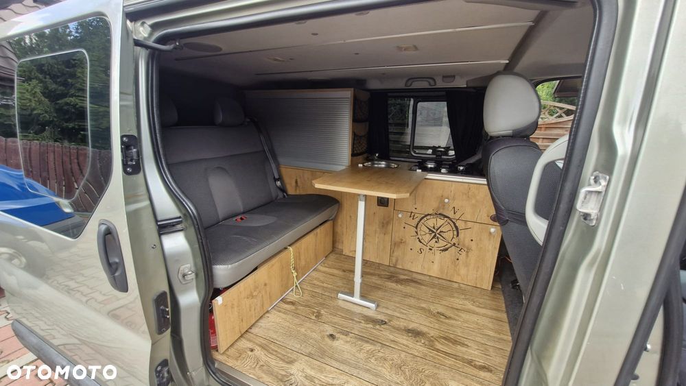 Opel Vivaro - 9