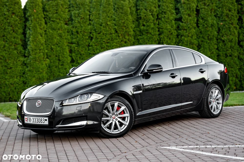 Jaguar XF 2.2 - 3