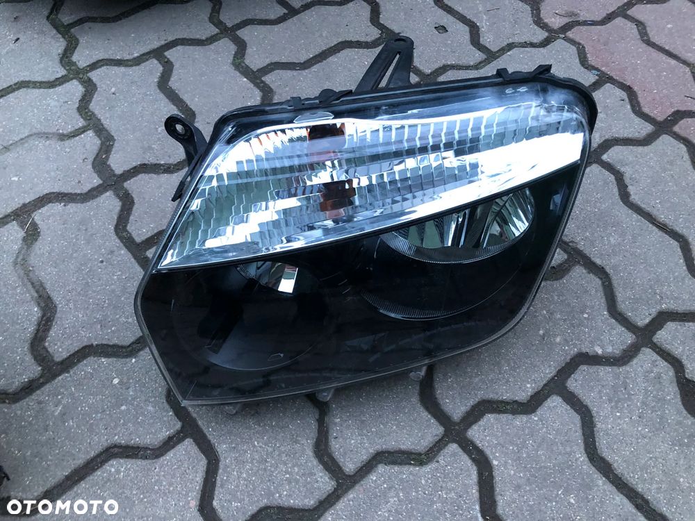 Dacia Duster II Led Europa Lampa lewa 260609367r - 2
