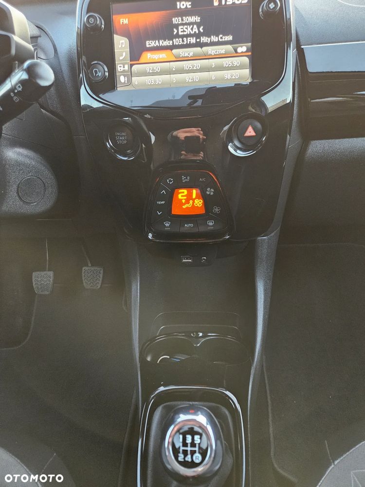Toyota Aygo x-clusive Style Selection - 15